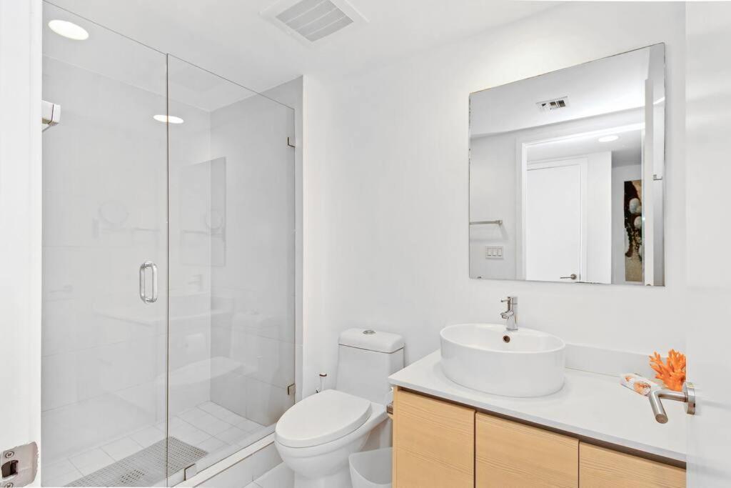 2BR 2Bth Hallandale Beach Miami Ft Lauderdale FL Exterior foto