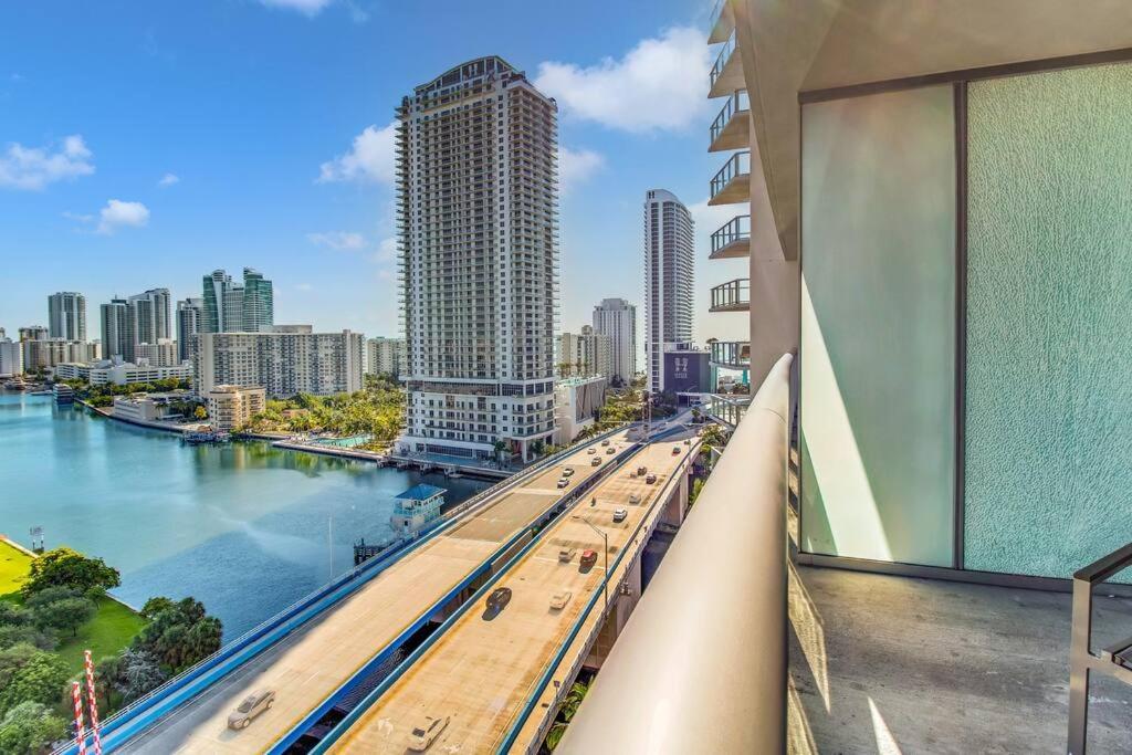 2BR 2Bth Hallandale Beach Miami Ft Lauderdale FL Exterior foto