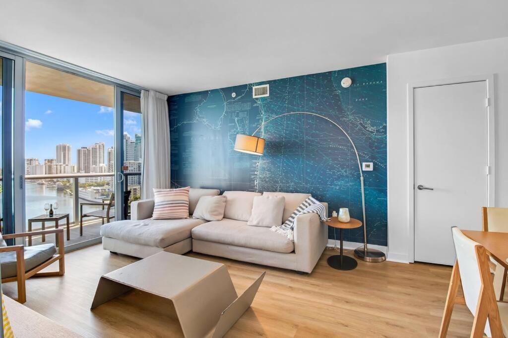 2BR 2Bth Hallandale Beach Miami Ft Lauderdale FL Exterior foto