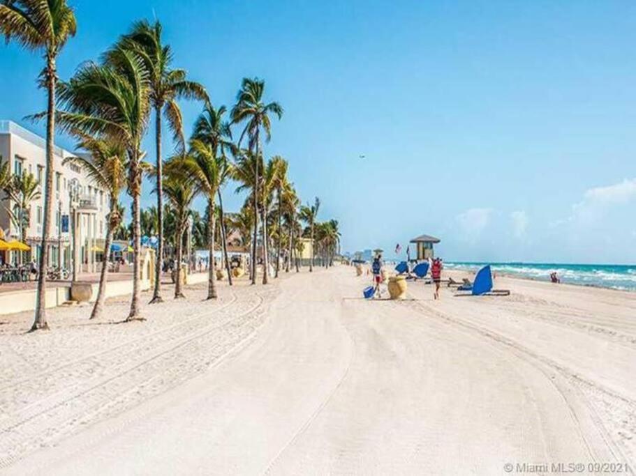 2BR 2Bth Hallandale Beach Miami Ft Lauderdale FL Exterior foto